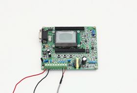 从单片机经过DA转换，可以产生低压（3.3V-5V）的任意波形的信号，我们希望以这个信号经过一定的放