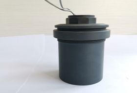 这个超声波探头怎么都是塑料材质？