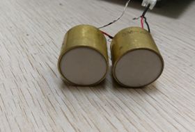 两个换能器的规格书，驱动电流，功率。